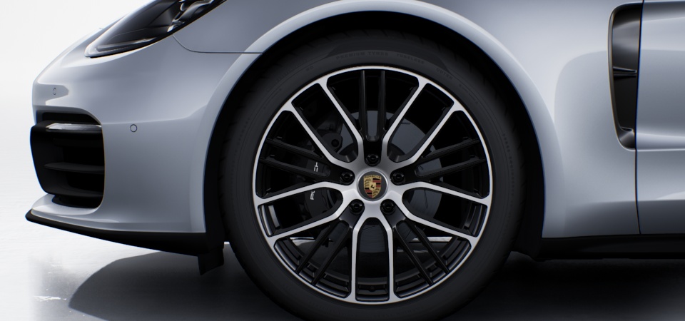 21-inch Panamera Exclusive Design sport wheels painted in Black (high-gloss)