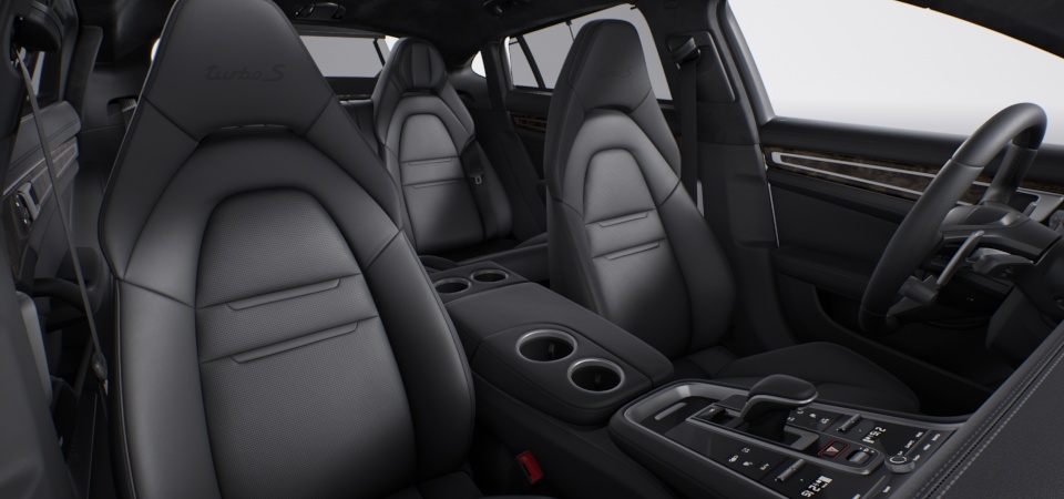 Leather interior in Black, smooth-finish leather