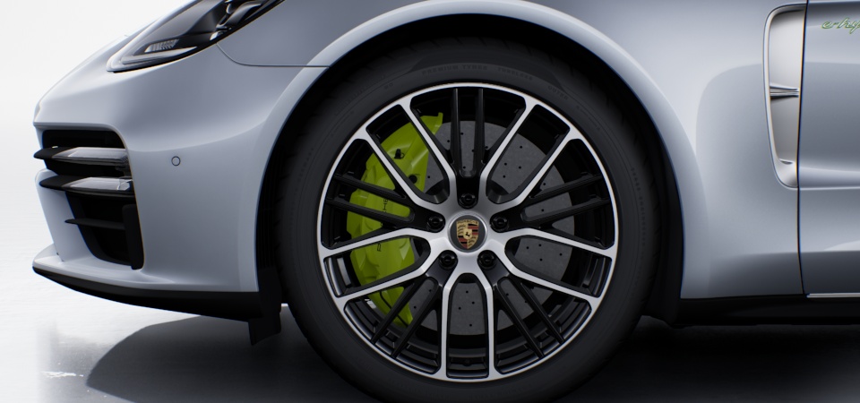 21-inch Panamera Exclusive Design sport wheels painted in Black (high-gloss)