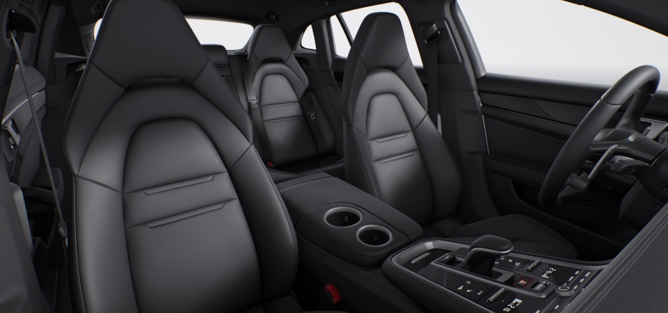 Leather interior in Black, smooth-finish leather