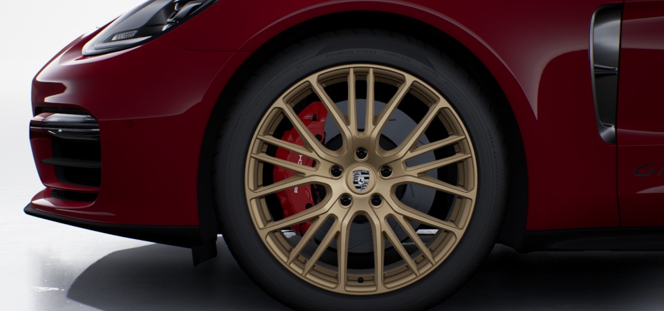 21-inch Exclusive Design sport wheels painted in Satin Aurum