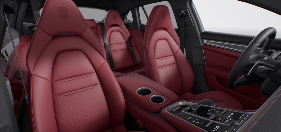 Two-tone leather interior in Black and Bordeaux Red, smooth-finish leather