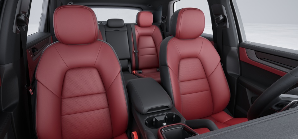 Leather interior in two-tone combination, smooth-finish leather Black and Bordeaux Red