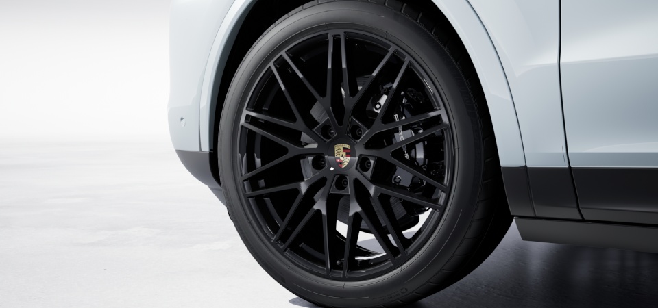 21-inch RS Spyder Design wheels painted in Black (high-gloss)