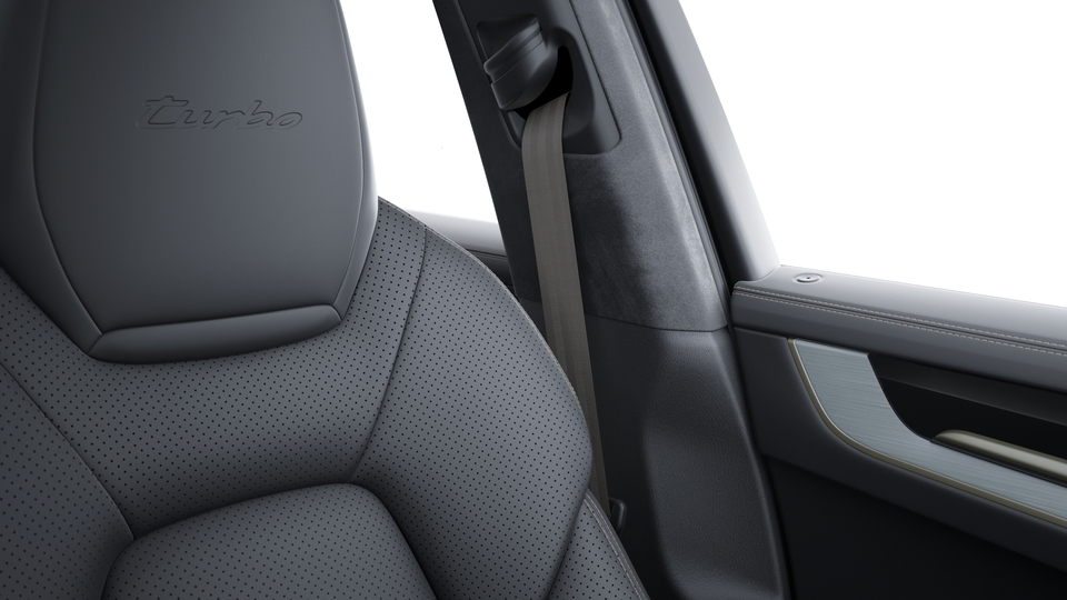 Leather interior in Black with interior package in Turbonite