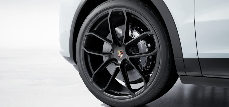 22-inch GT Design wheel painted in Black (silk gloss)