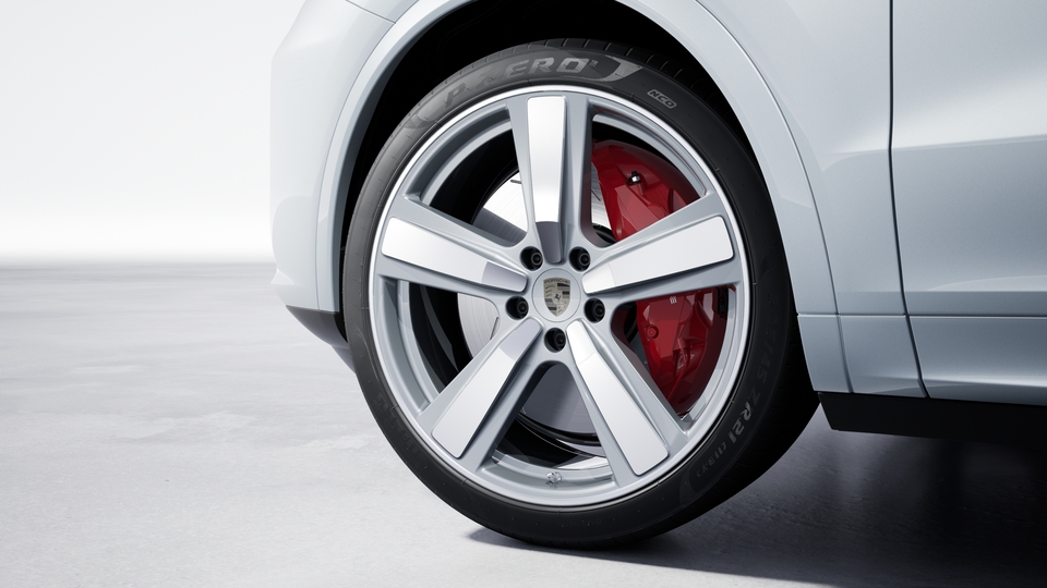 22-inch Exclusive Design Sport wheels